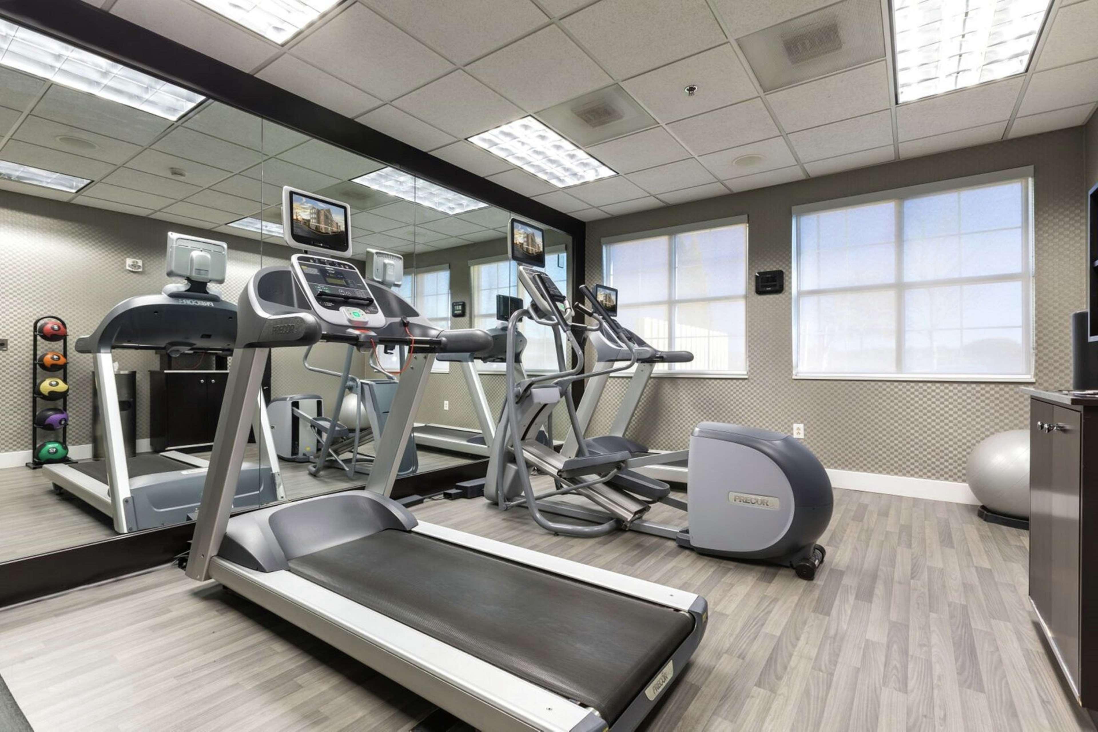 Homewood Suites By Hilton At Carolina Point - Greenville Bagian luar foto