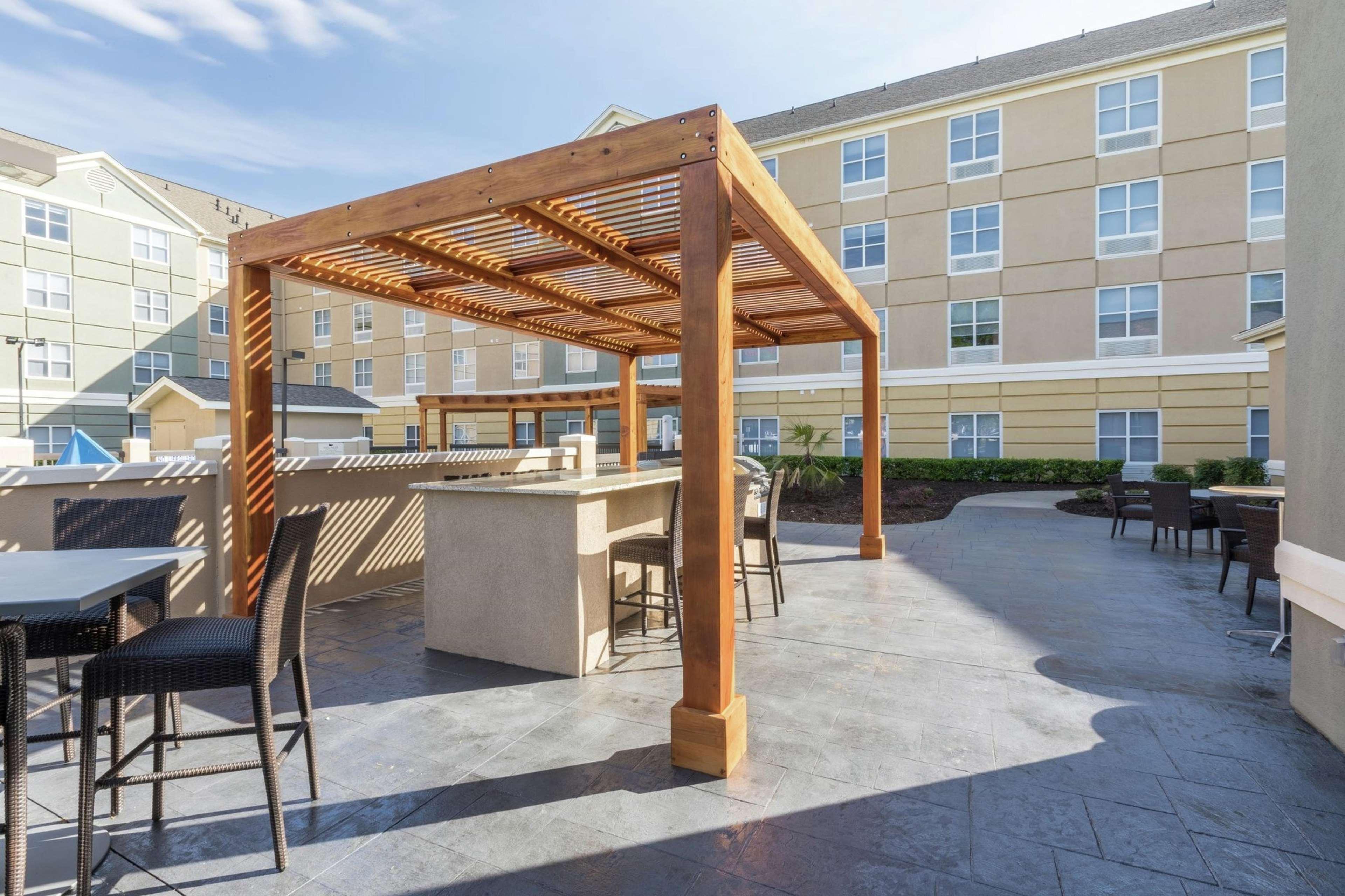 Homewood Suites By Hilton At Carolina Point - Greenville Bagian luar foto