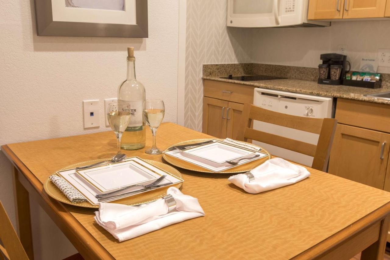 Homewood Suites By Hilton At Carolina Point - Greenville Bagian luar foto