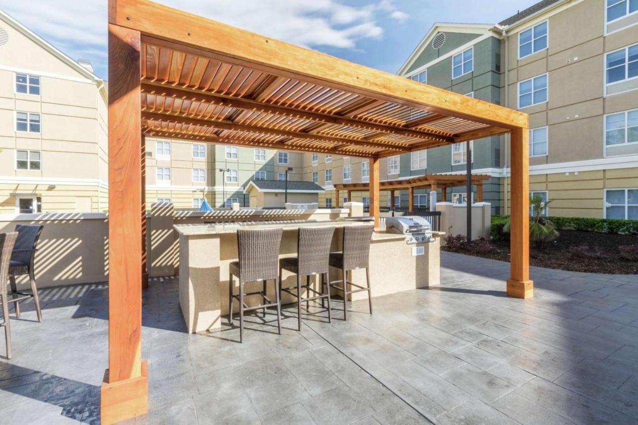 Homewood Suites By Hilton At Carolina Point - Greenville Bagian luar foto