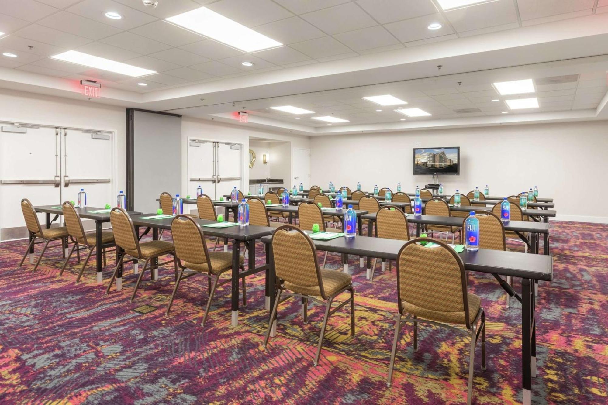 Homewood Suites By Hilton At Carolina Point - Greenville Bagian luar foto